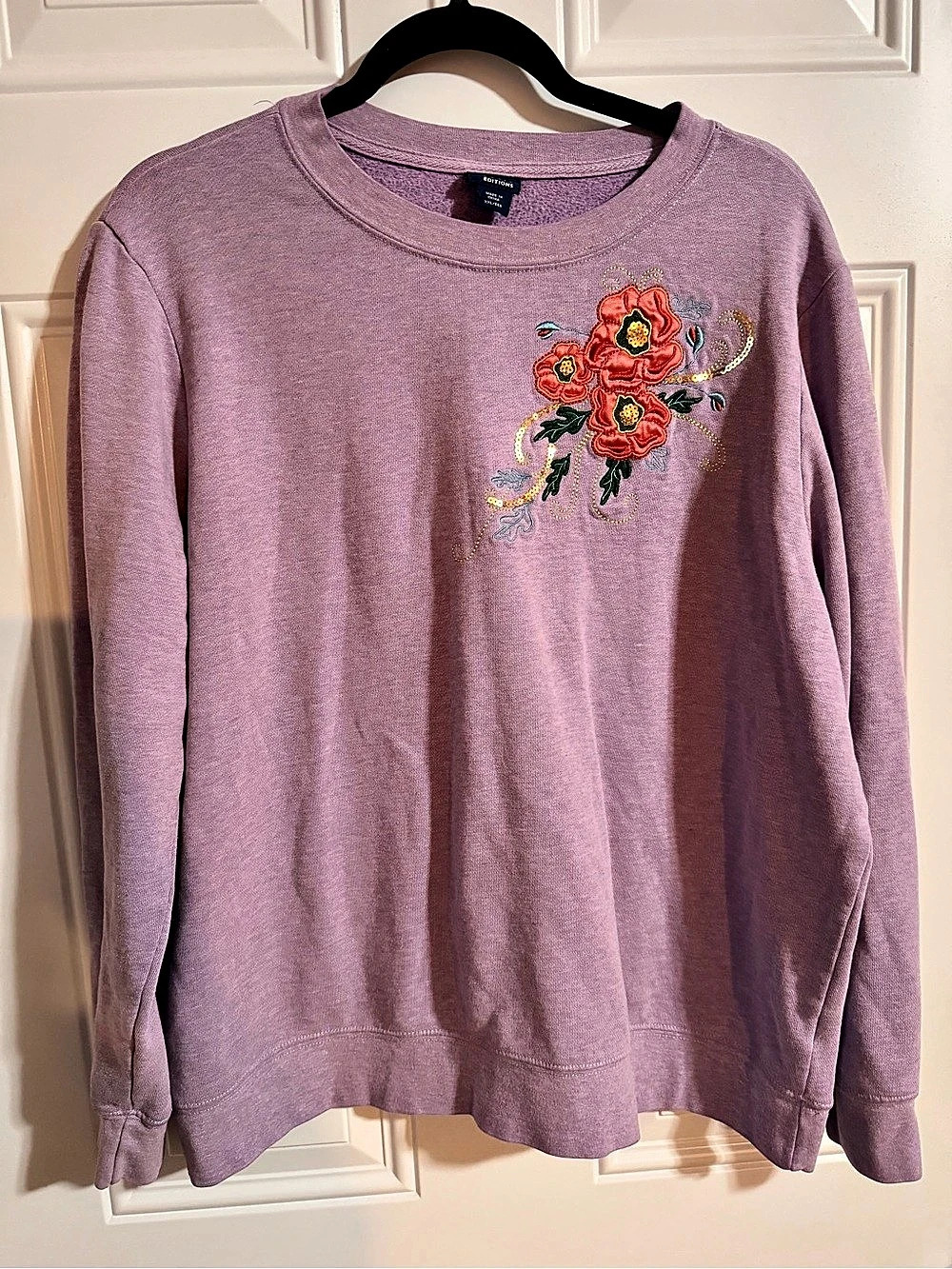 Basic Editions Floral Embroidered Sweatshirt in Purple Size XL Like New
